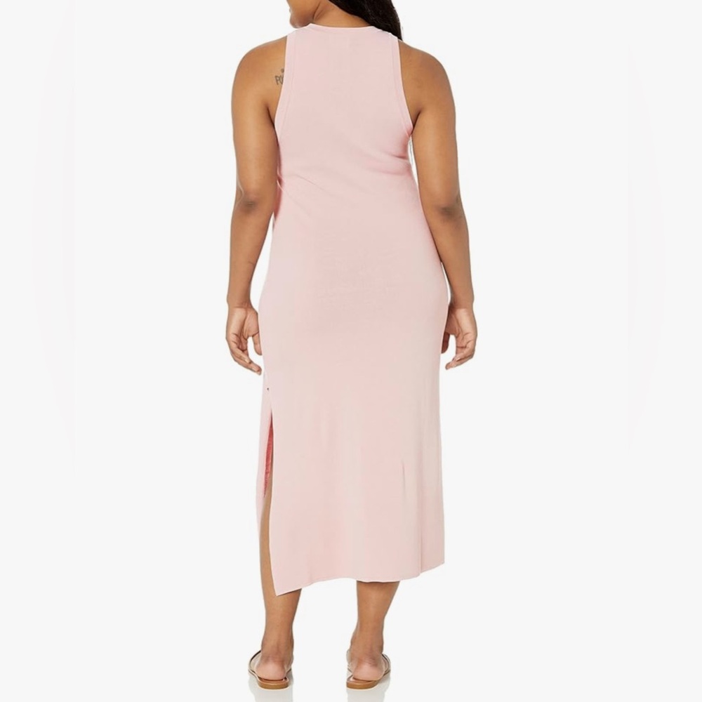 Elegant Midi Dress - Picture 4 of 8